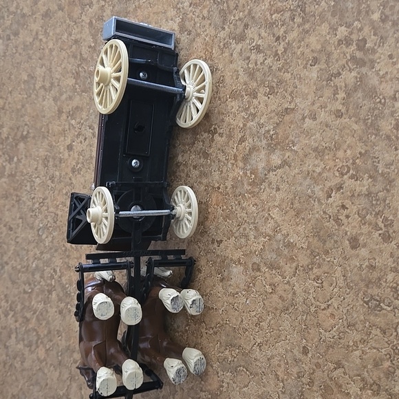 ERTL HORSE DRAWN Gas-A Fuel Tanker Wagon Locking Coin Bank VINTAGE 1990S - Picture 10 of 11